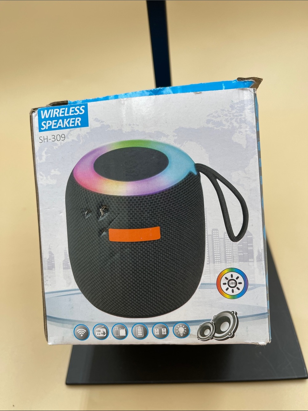Portable Bluetooth Speaker SH-309 in Red with LED Light New USB Charger Included